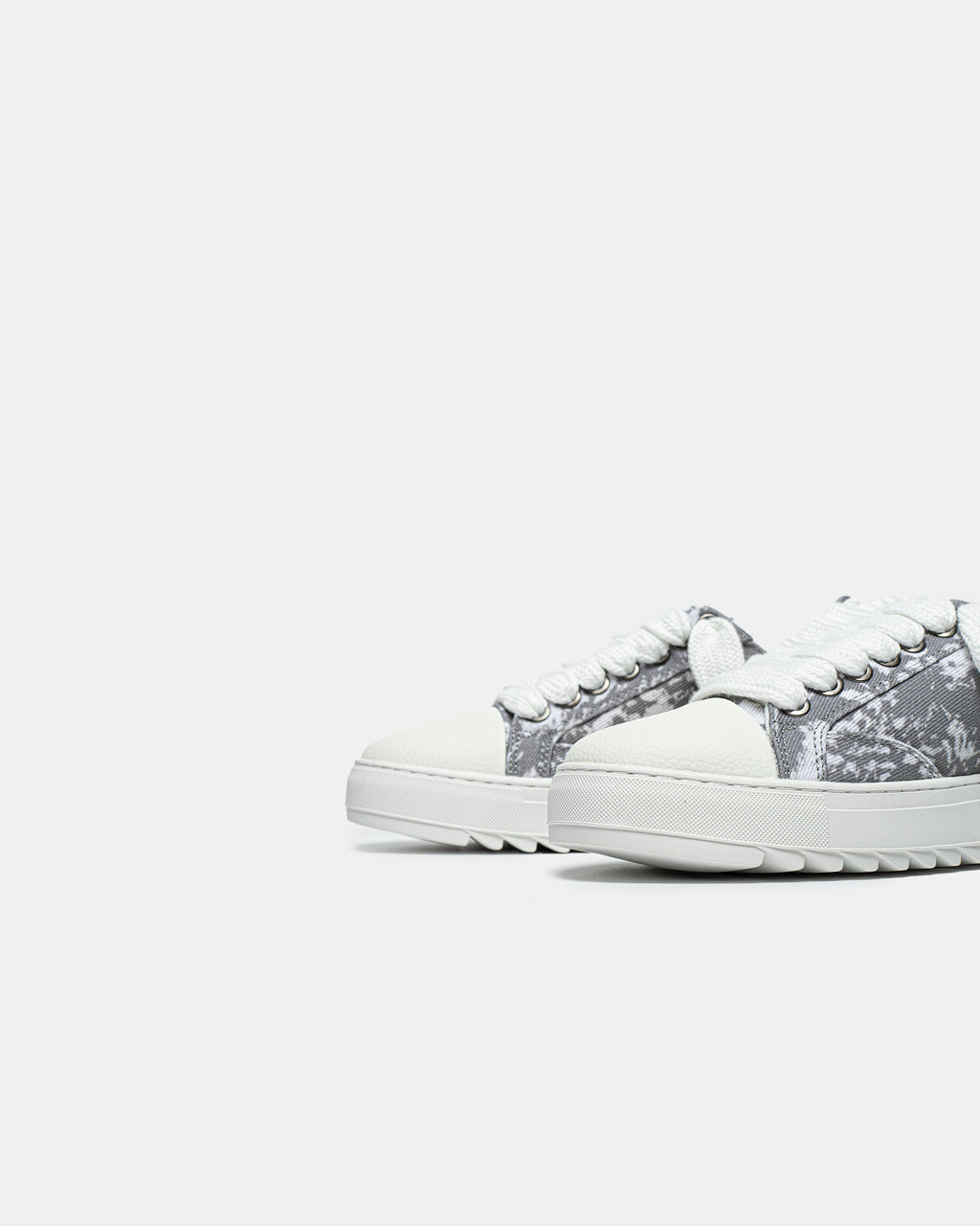 Numeris Acrylic Grey White