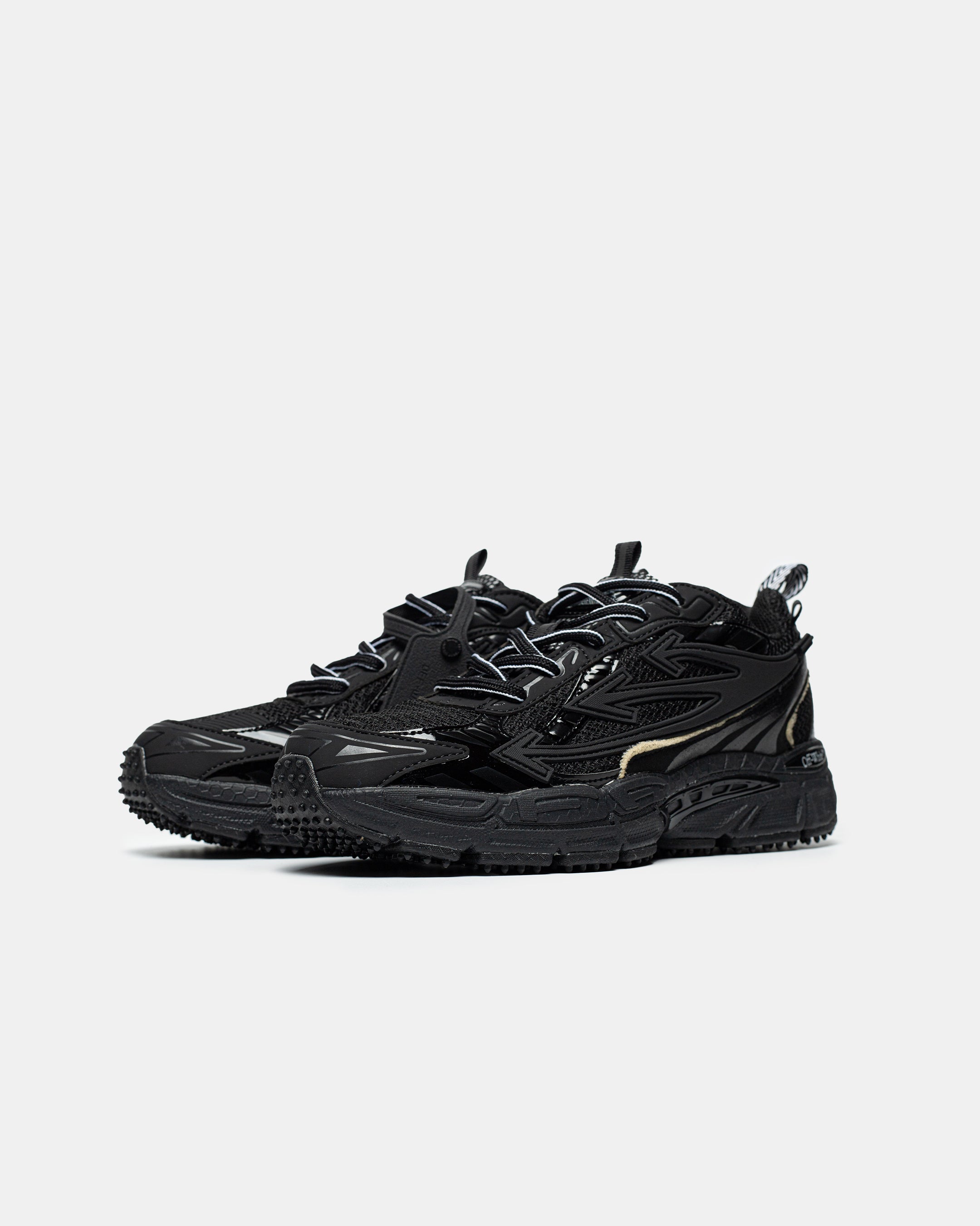 Off-White Be Right Black