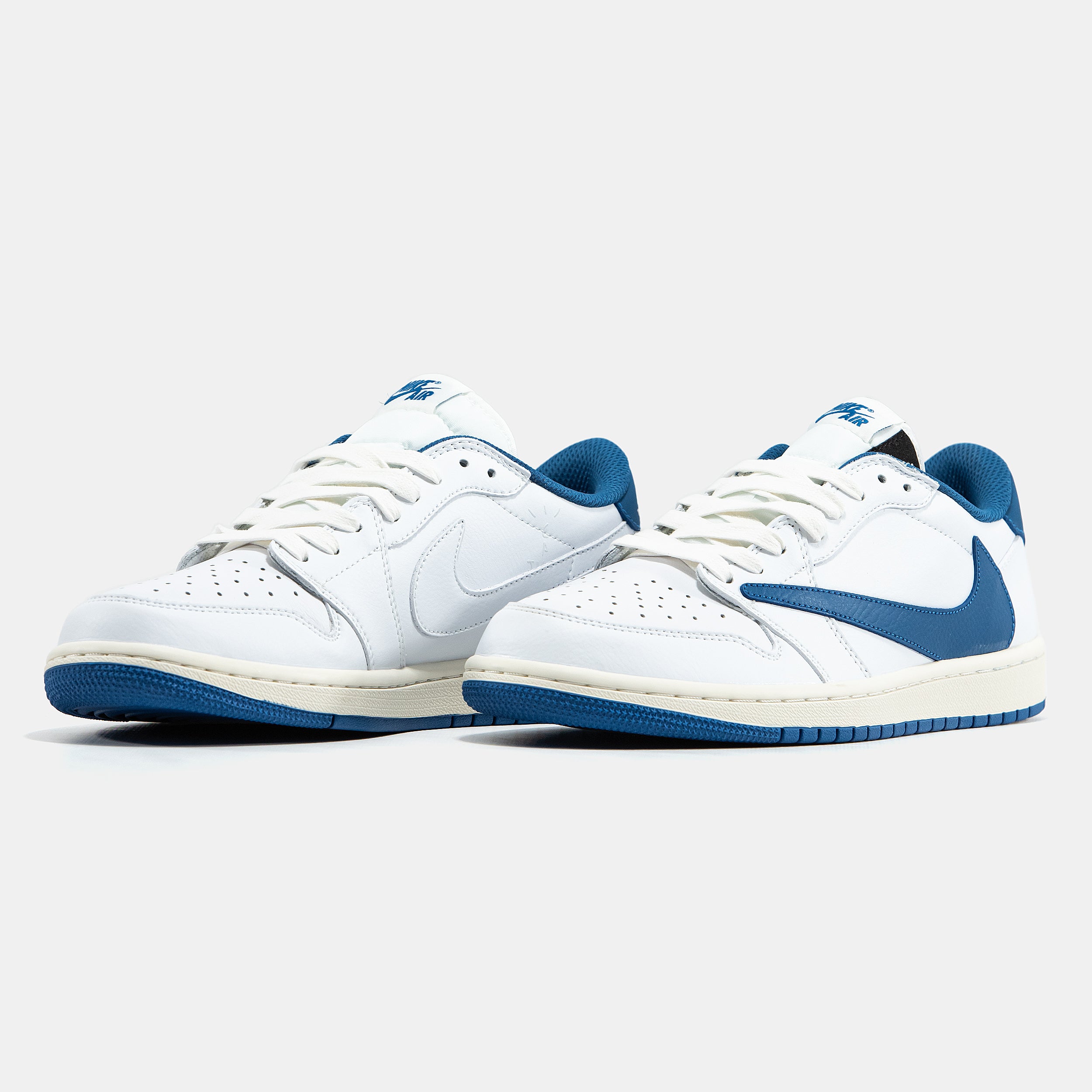 Nike Air Jordan 1 Low x Travis Scott x Fragment