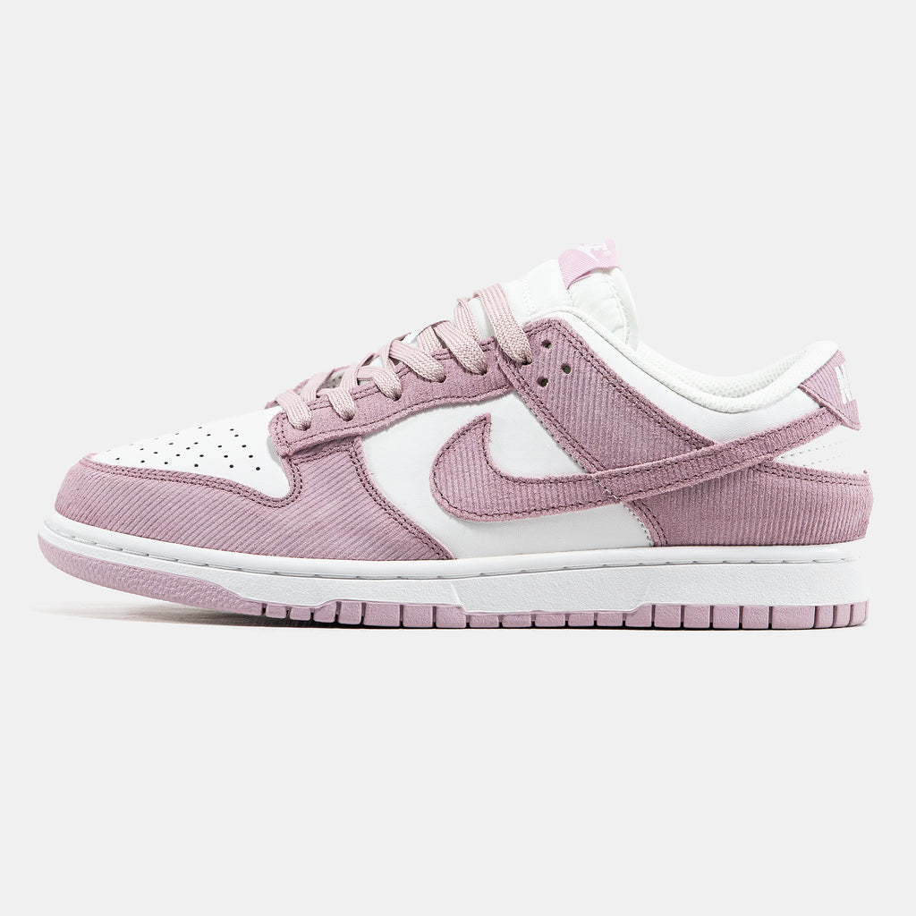 Nike SB Dunk Low Pink