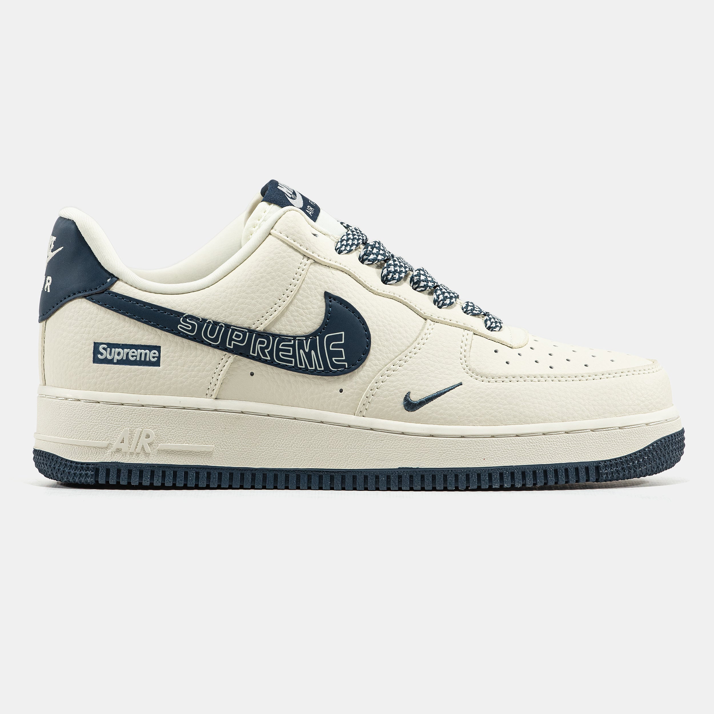 Nike Air Force 1 x Supreme
