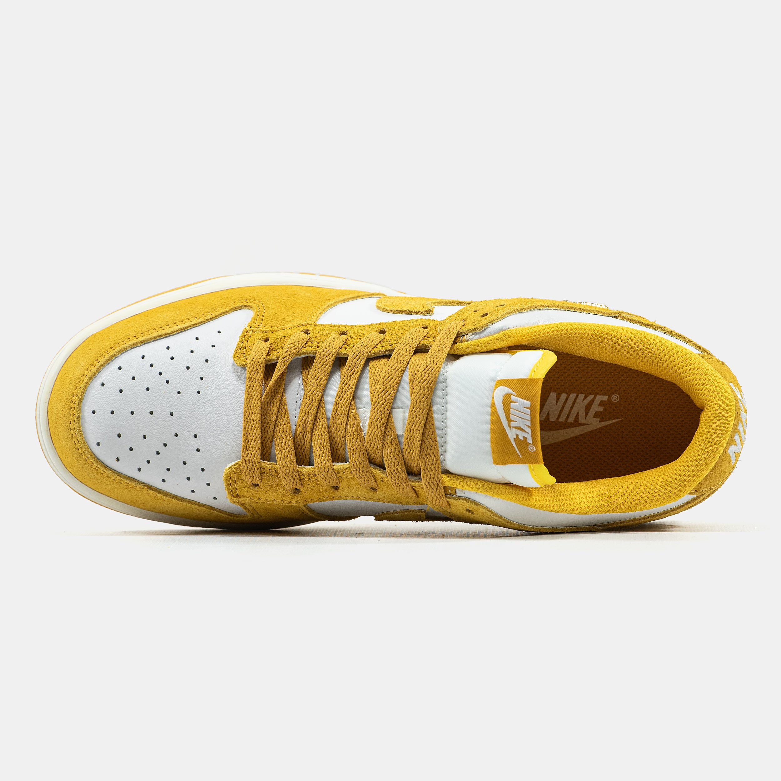 Nike SB Dunk Low Yellow