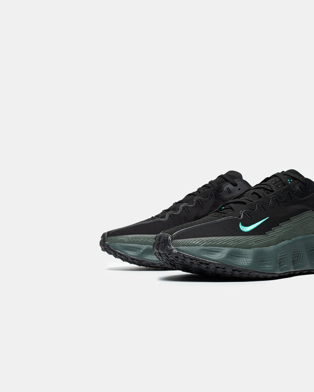 Nike Ava Rover Black Blue