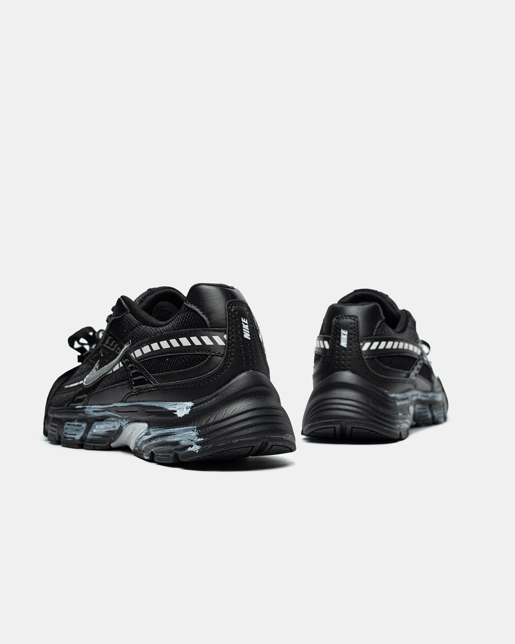 Nike Initiator Custom Black