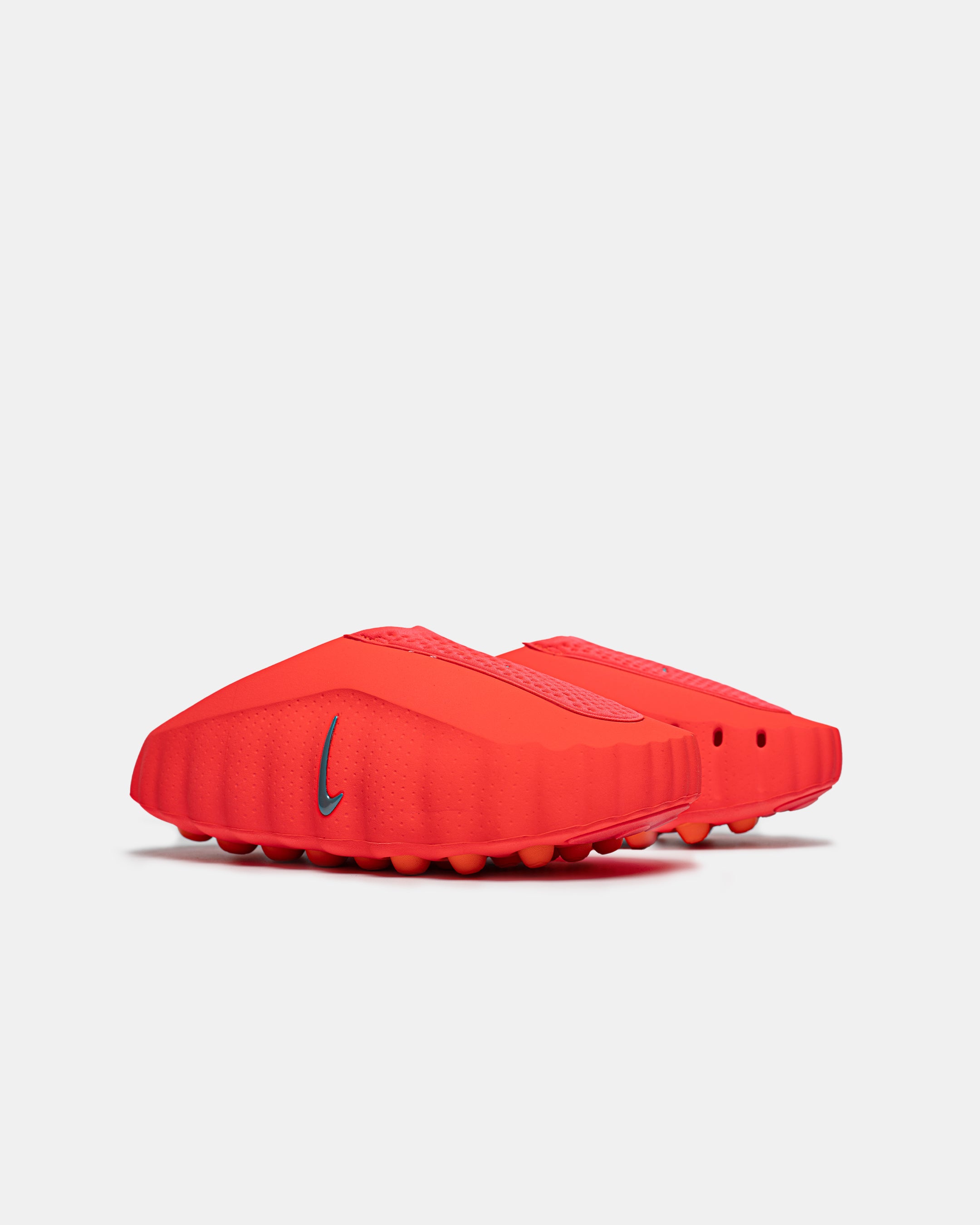 Nike Mind 001 Solar Red