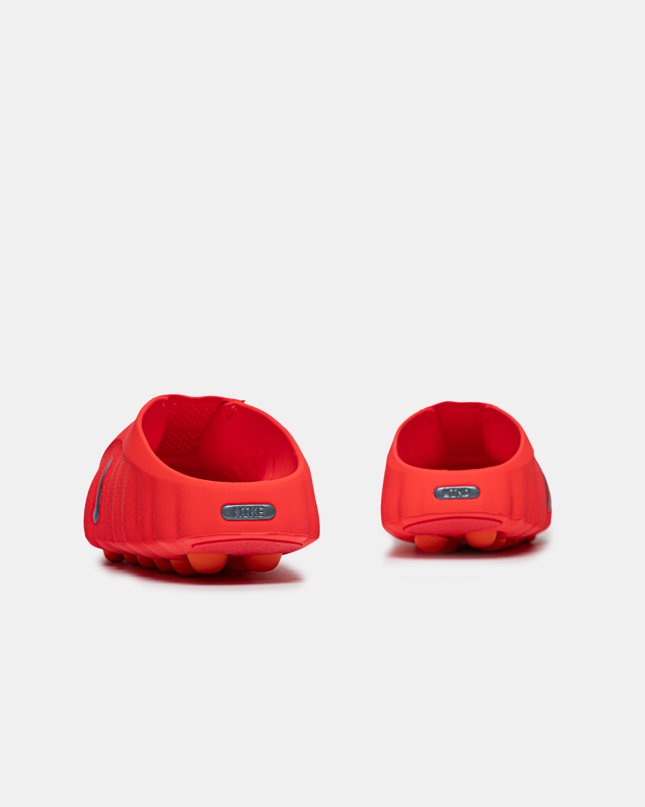 Nike Mind 001 Solar Red