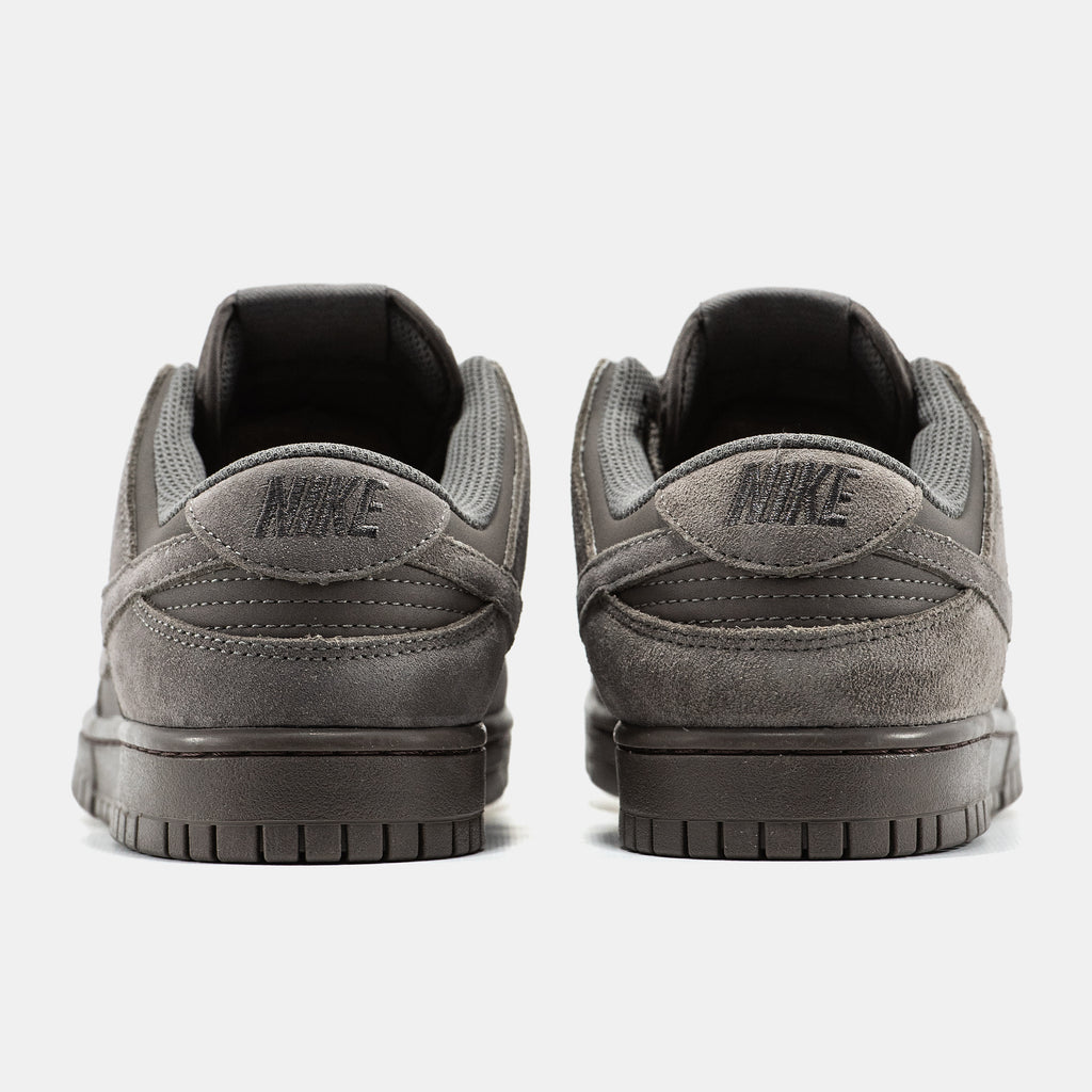 Nike SB Dunk Low Grey