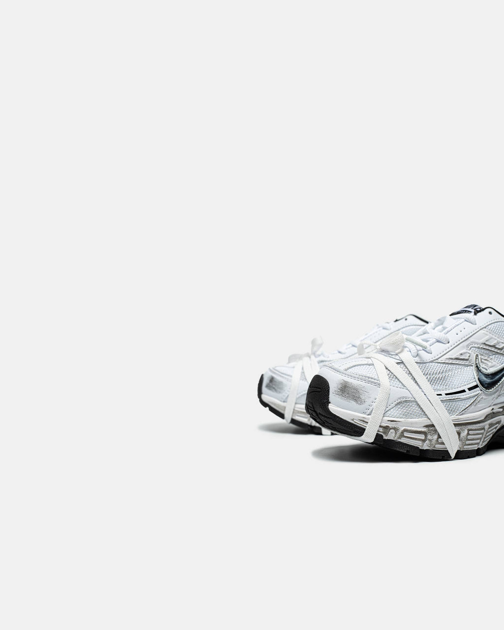 Nike Initiator Custom White
