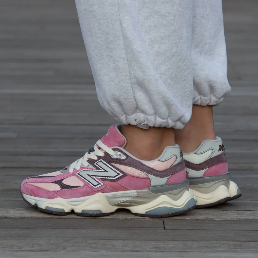 New Balance 9060 Rose