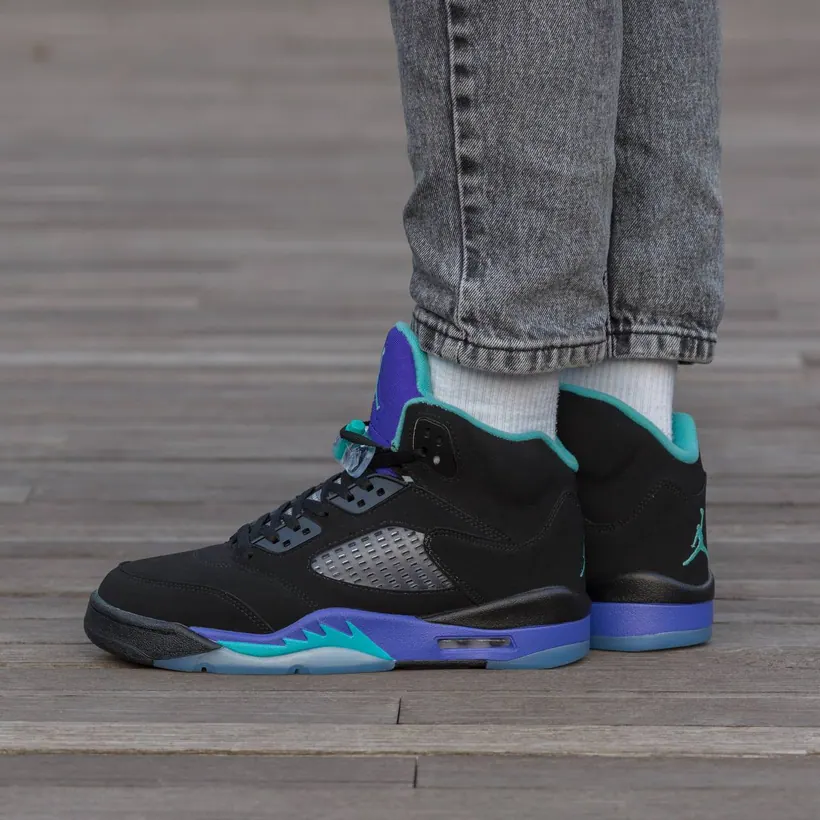Air Jordan Retro 5 Black Purple
