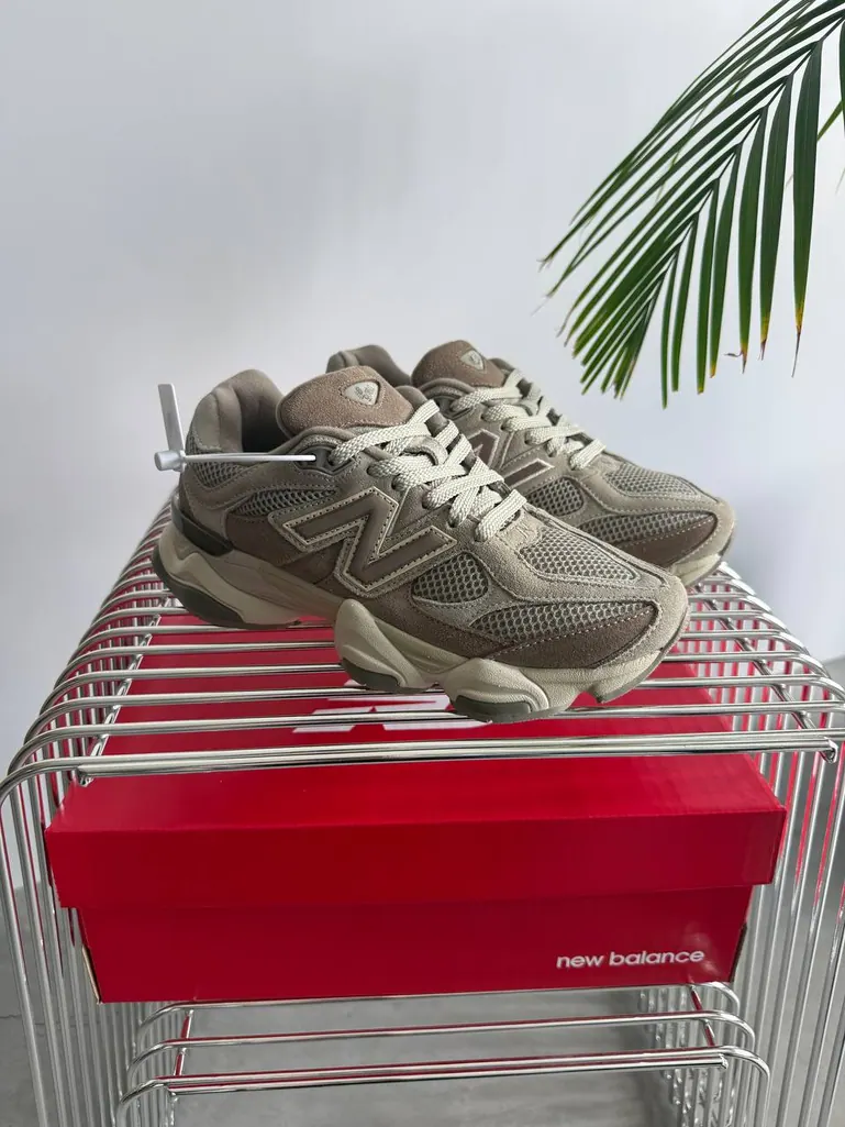 New Balance 9060