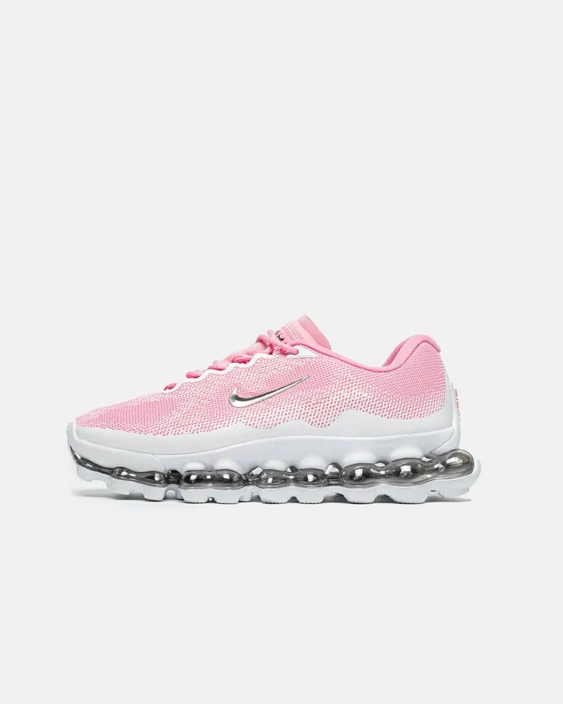 Nike Liquid Pink