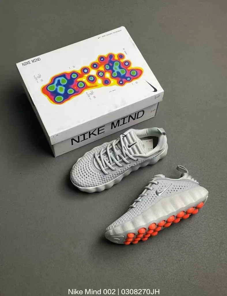Nike Mind 002