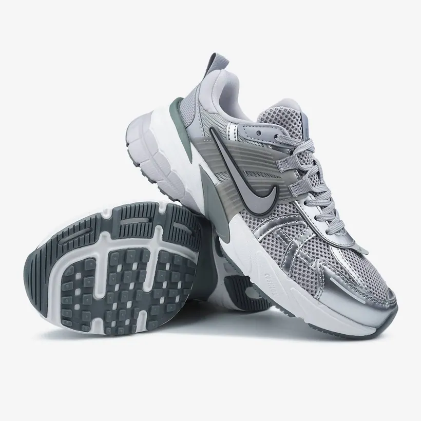 Nike V2K Runtekk Metallic Grey