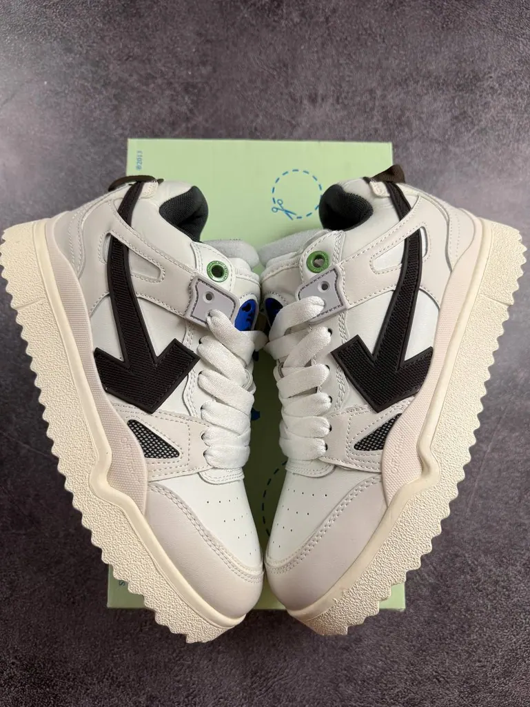 Off White Sponge Mid Top White Black