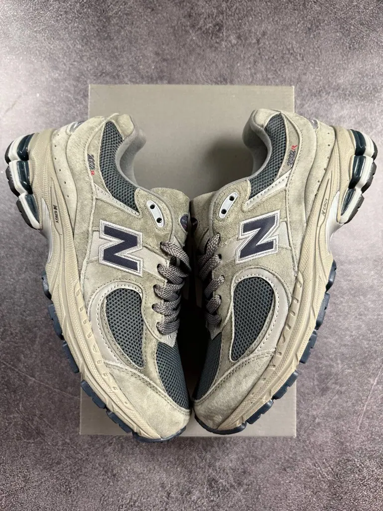 New Balance 2002R Dark Grey