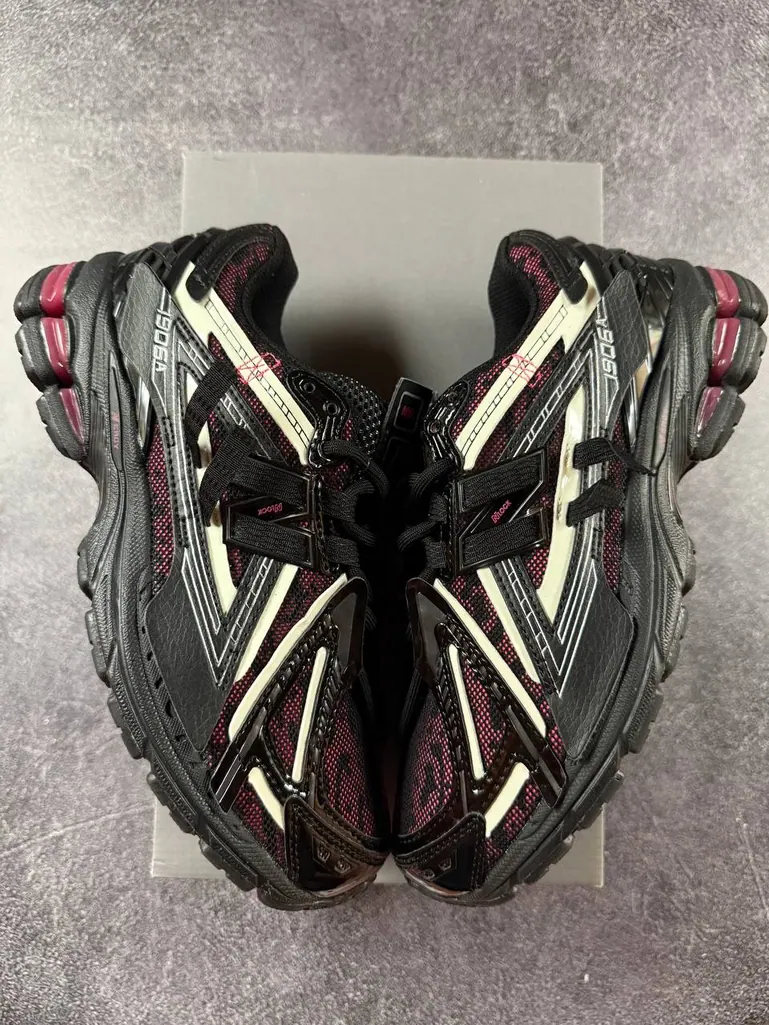 New Balance 1906a Dragon Berry