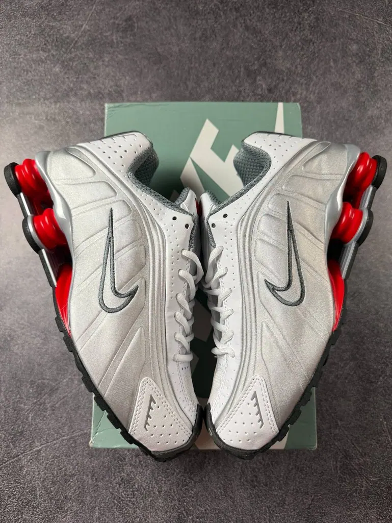 Nike Shox R4 Grey Red White