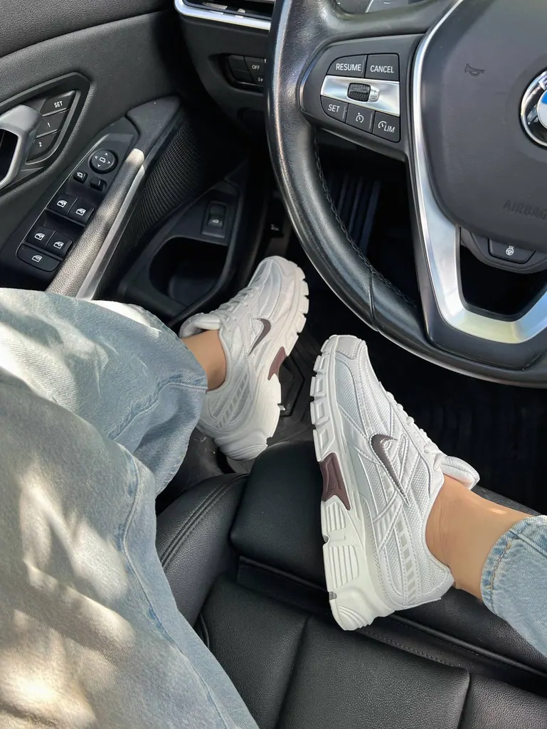 Nike Initiator Premium