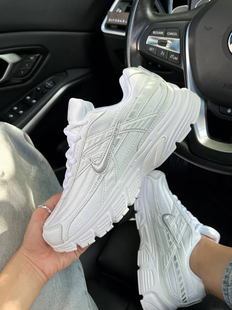 Nike Initiator Premium