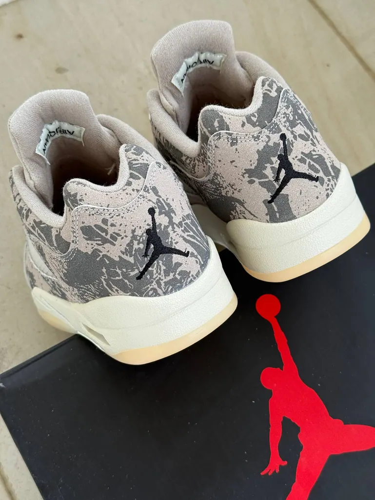 JORDAN Retro 5 Low “EXPRESSIONS