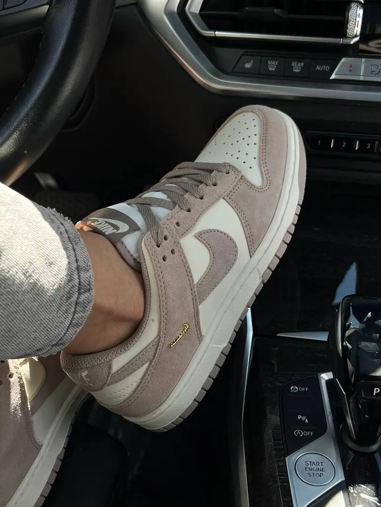 Nike SB Dunk Low Premium