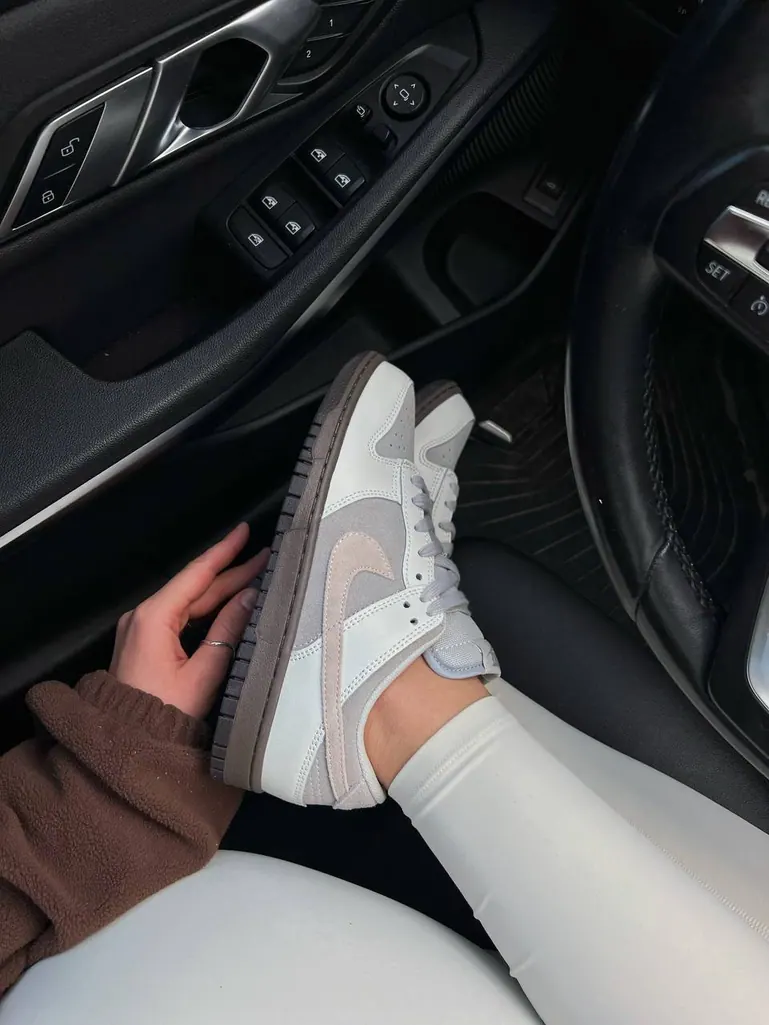 Nike SB Dunk Low Premium