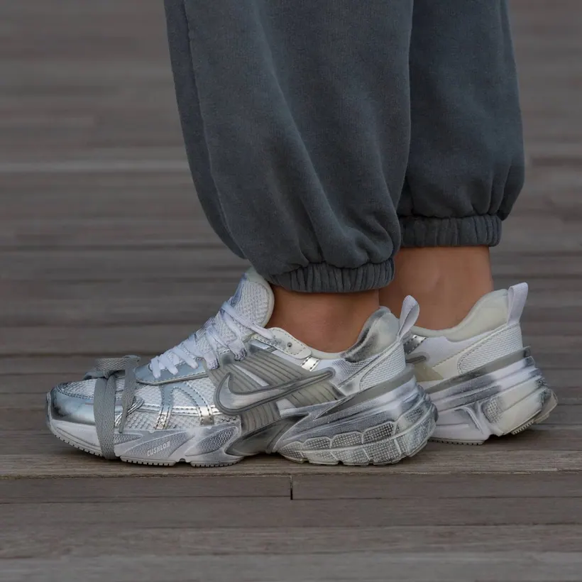 Nike Runtekk V2K Metallic
