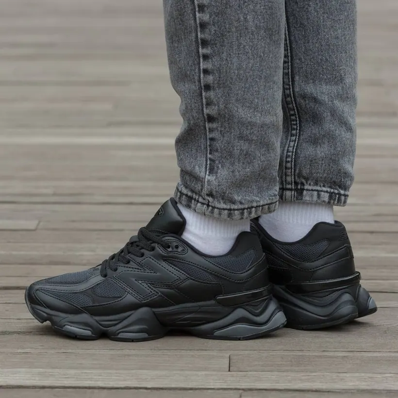 New Balance 9060 Black