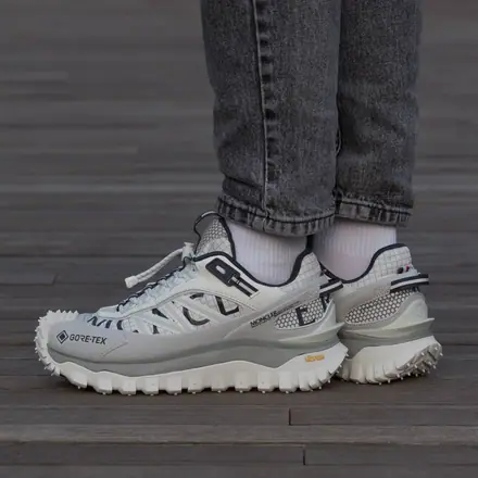 Moncler Trailgrip Gore-Tex Grey