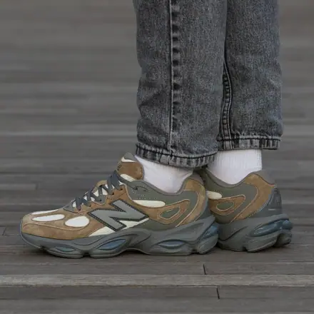 New Balance 983 Brown Haki