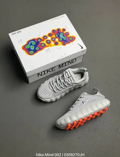 Nike Mind 002