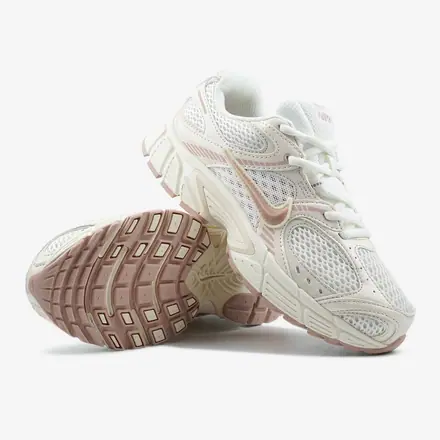 Nike V5 RNR Soft Pearl