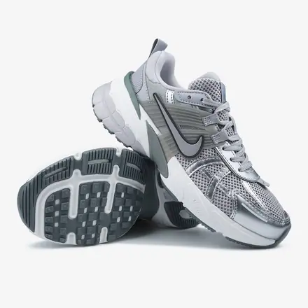 Nike V2K Runtekk Metallic Grey