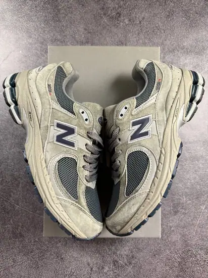 New Balance 2002R Dark Grey