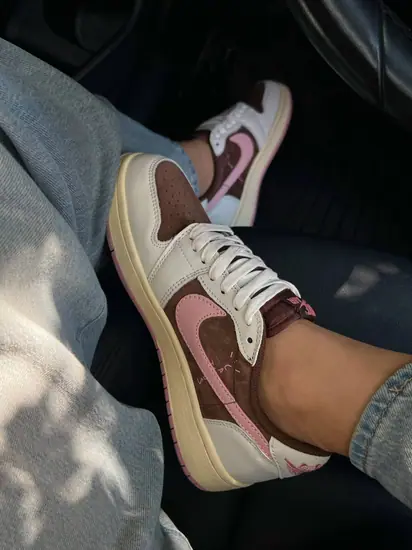 Air Jordan 1 х Travis Low Premium