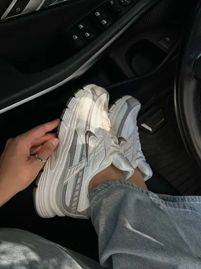 Nike Initiator Premium