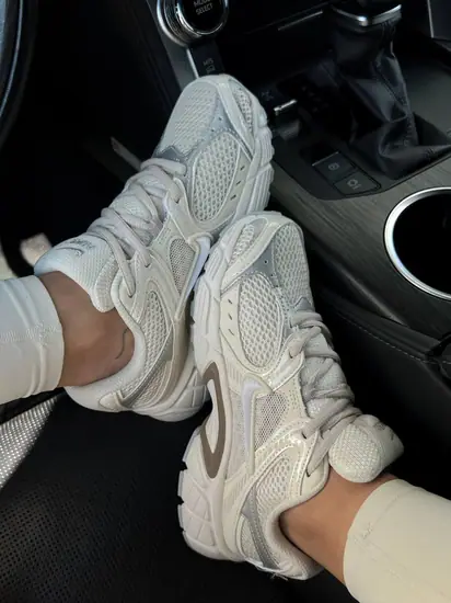 Nike V5 RNR Premium
