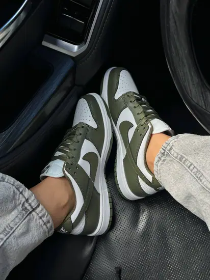 Nike SB Dunk Low Premium
