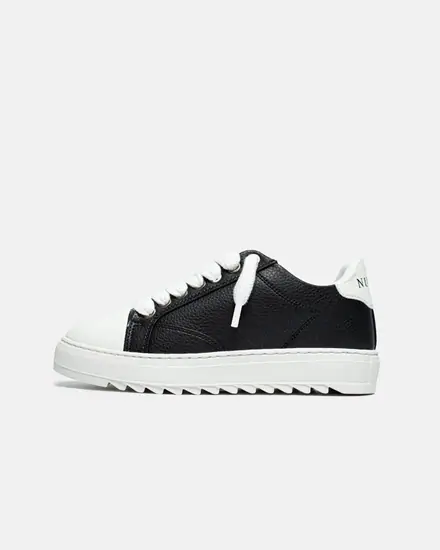Numeris Black Lether