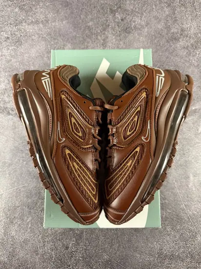 Nike Air Max 98 x Supreme Brown