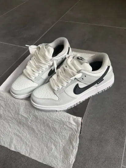 Nike SB Dunk Low Gore-Tex Grey White