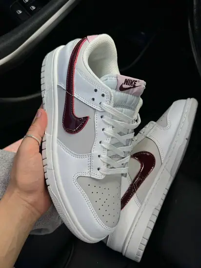 Nike SB Dunk Low Premium