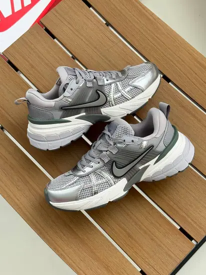 Nike V2K Runtekk